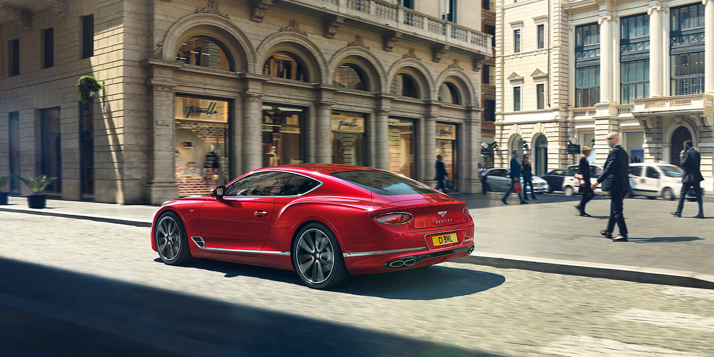 BENTLEY-CONTINENTAL-GT-V8-DRIVING-BY-CITY-SQUARE